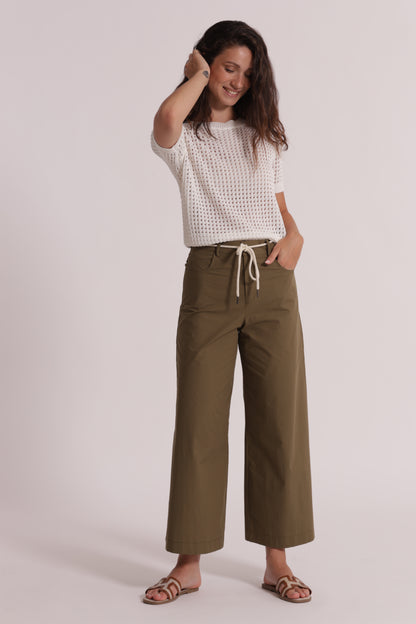 PANTALONI CON CORDINO IN VITA