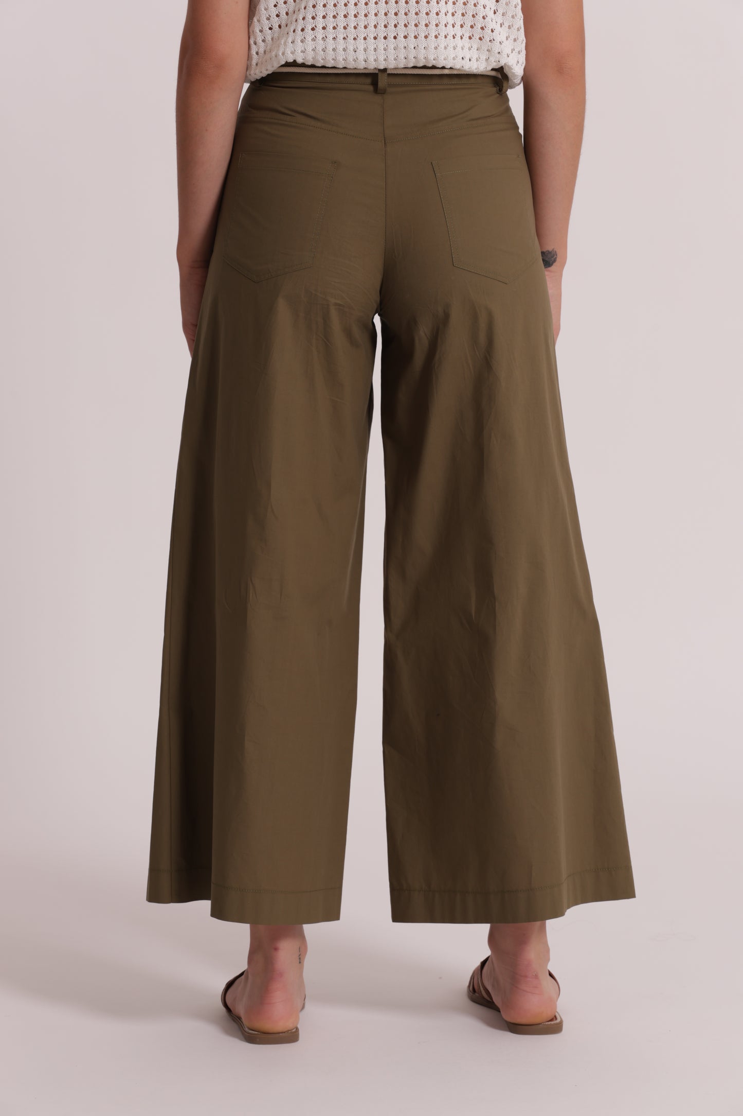 PANTALONI CON CORDINO IN VITA