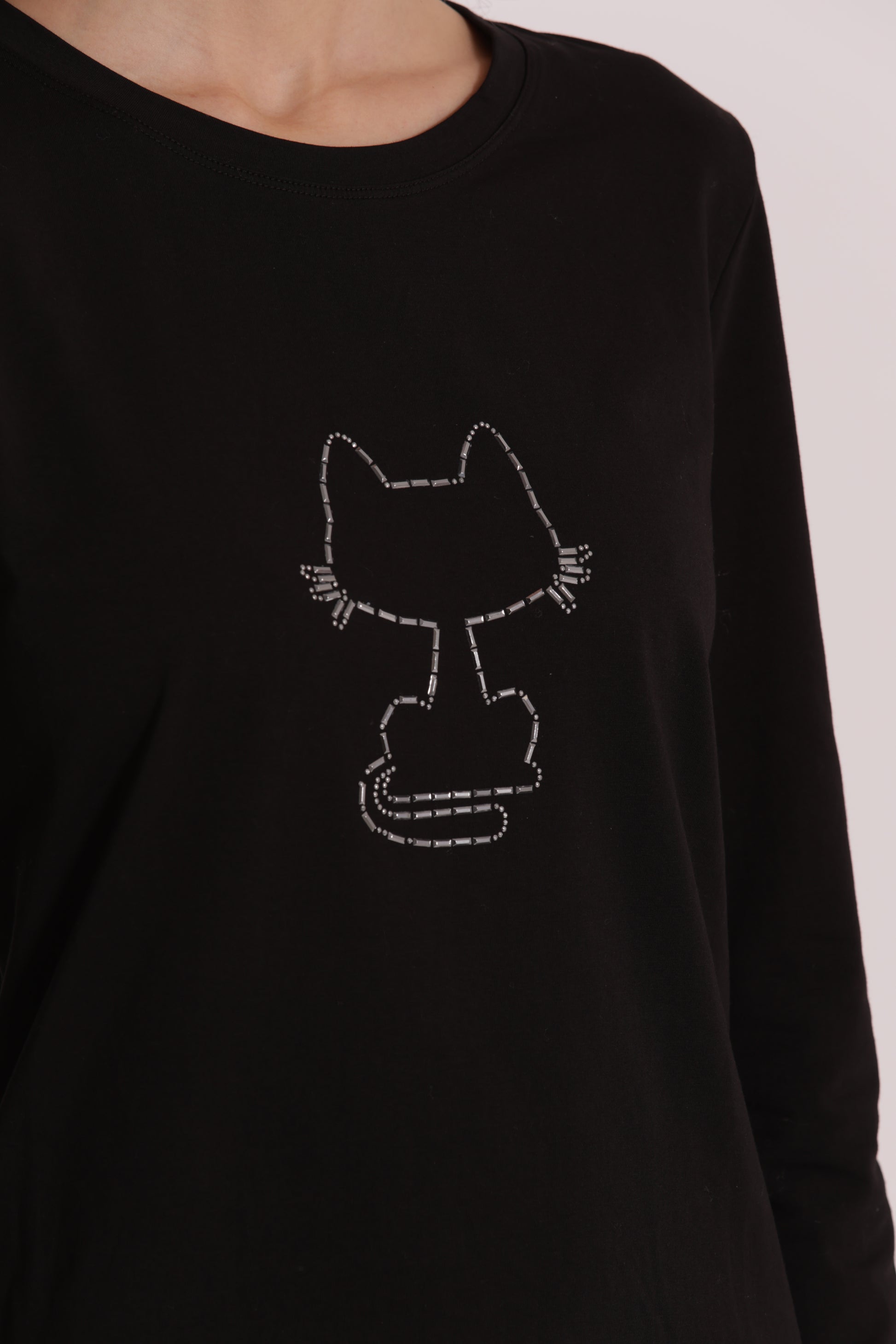 T-SHIRT CON GATTO CATENA