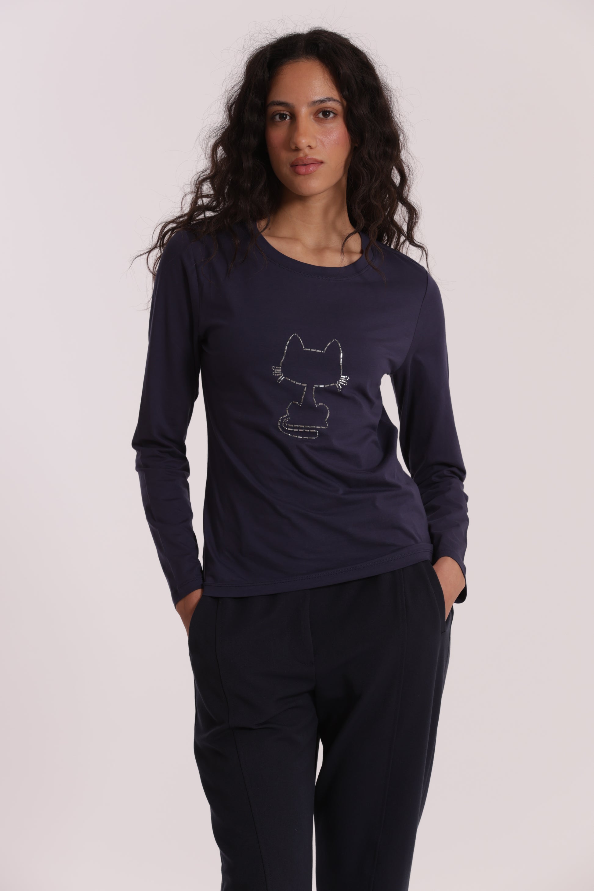T-SHIRT CON GATTO CATENA