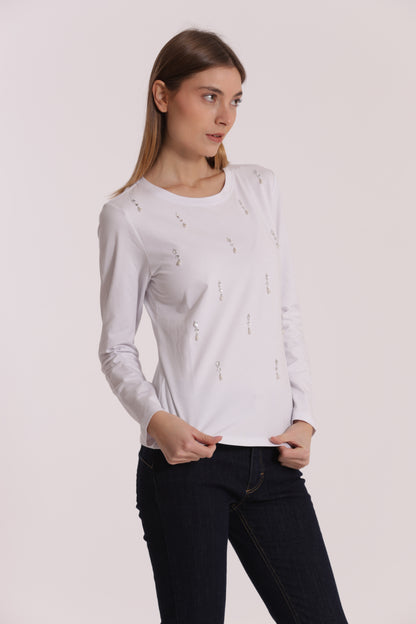 T-SHIRT CON PIOGGIA DI PERLE