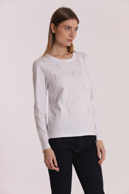T-SHIRT CON PIOGGIA DI PERLE