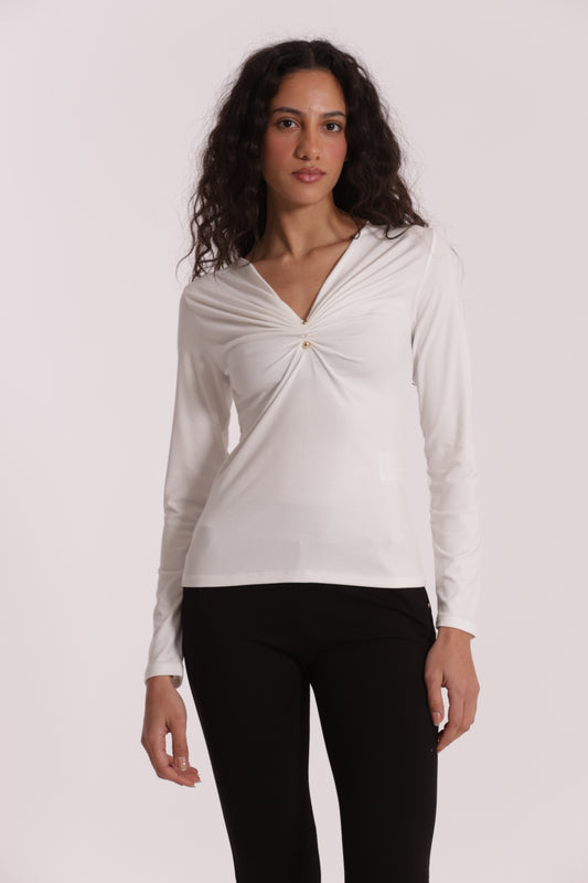 T-SHIRT SCOLLO A V CON ACCESSORIO