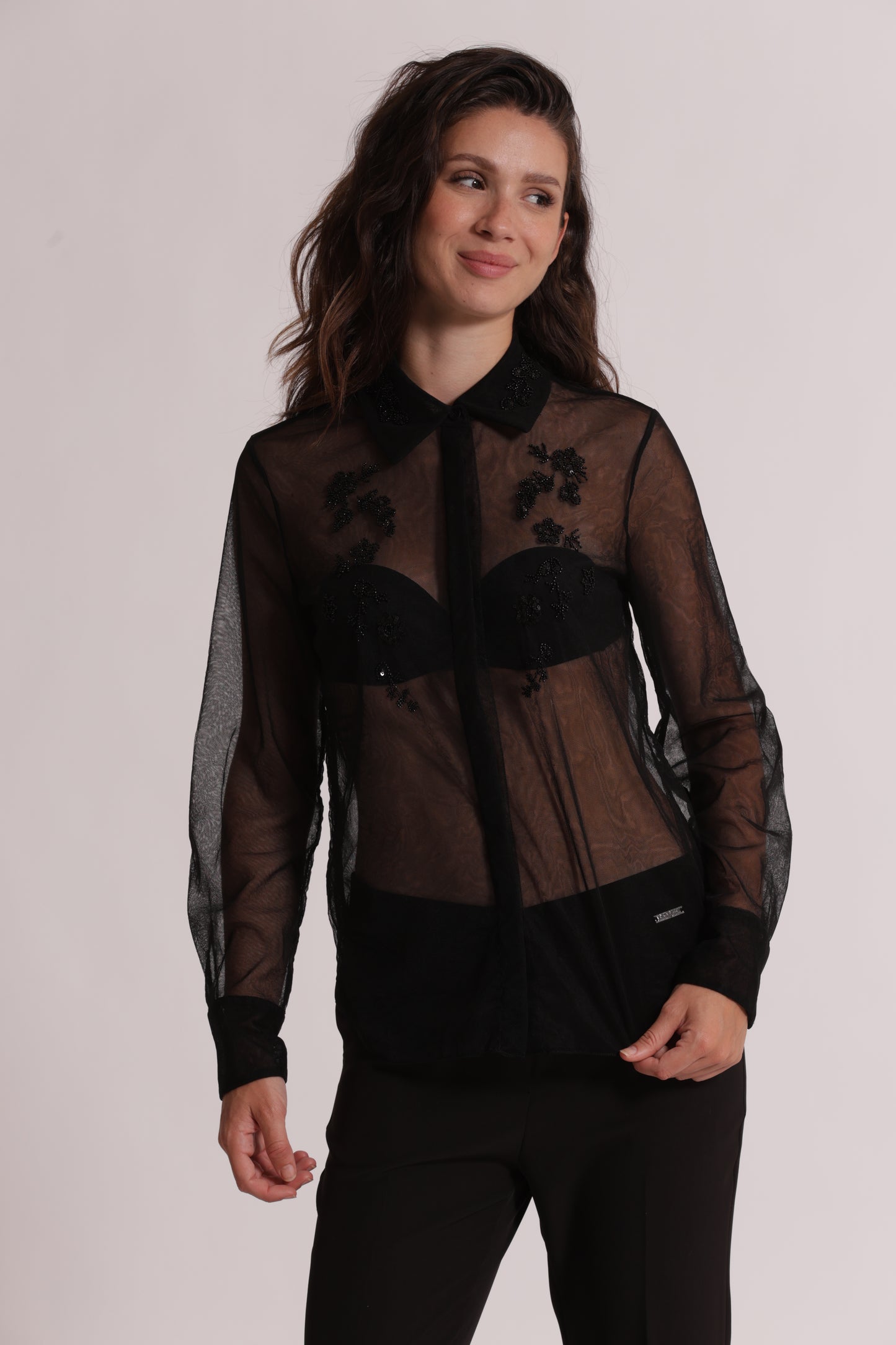CAMICIA TRASPARENTE IN TULLE CON PERLINE