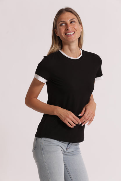 T-SHIRT CON BORDI A CONTRASTO