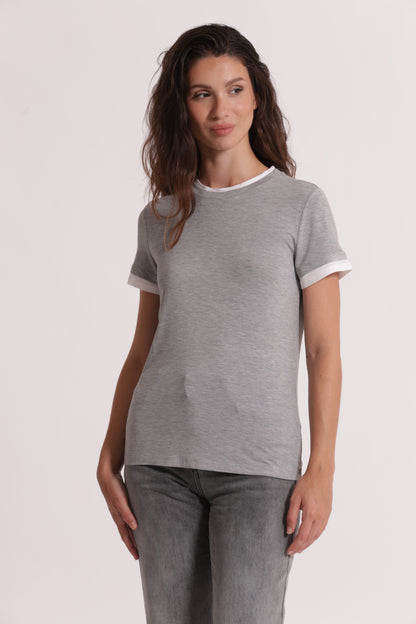 T-SHIRT CON BORDI A CONTRASTO