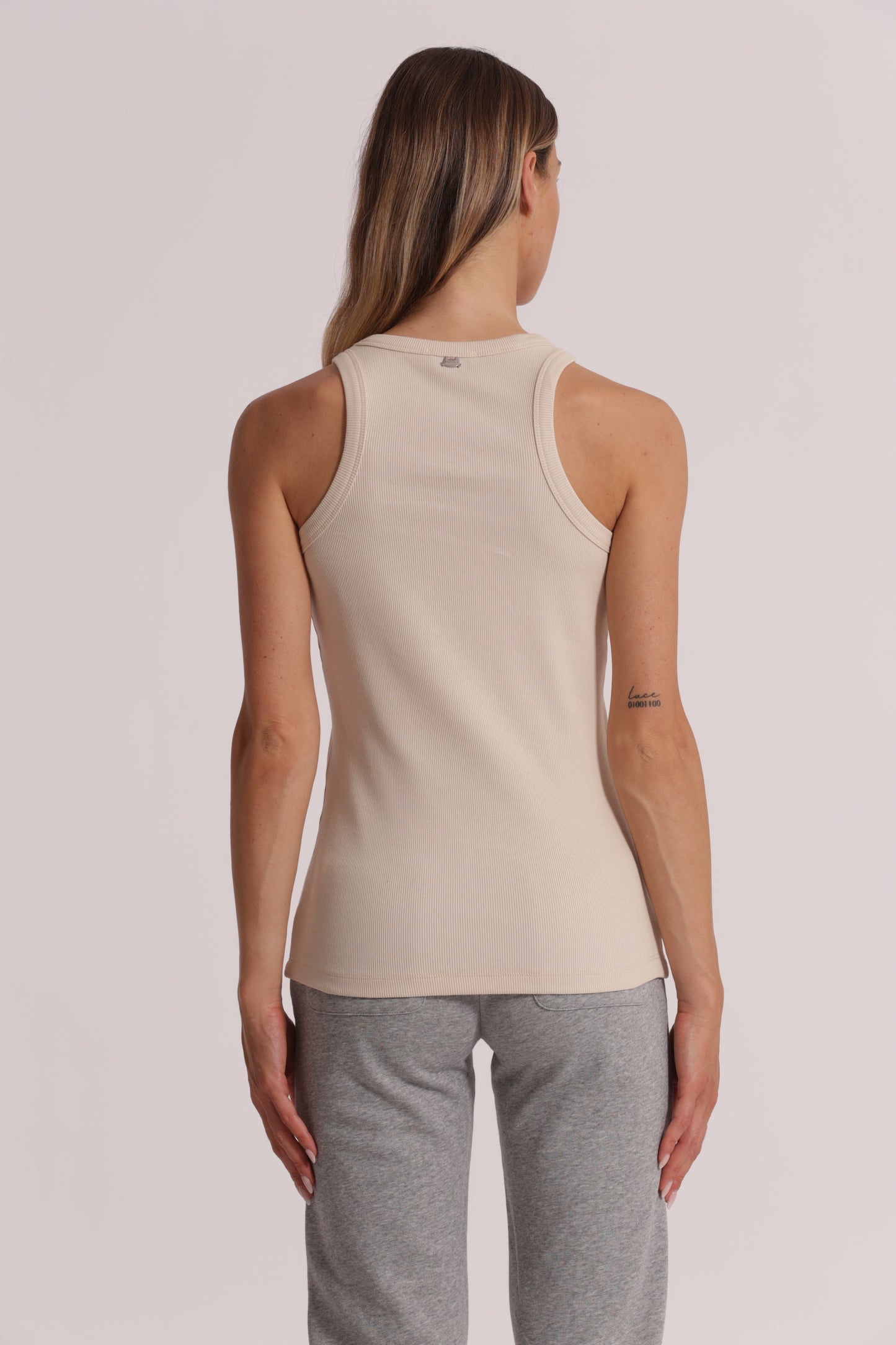 TOP CANOTTA A COSTE CON DETTAGLI IN STRASS