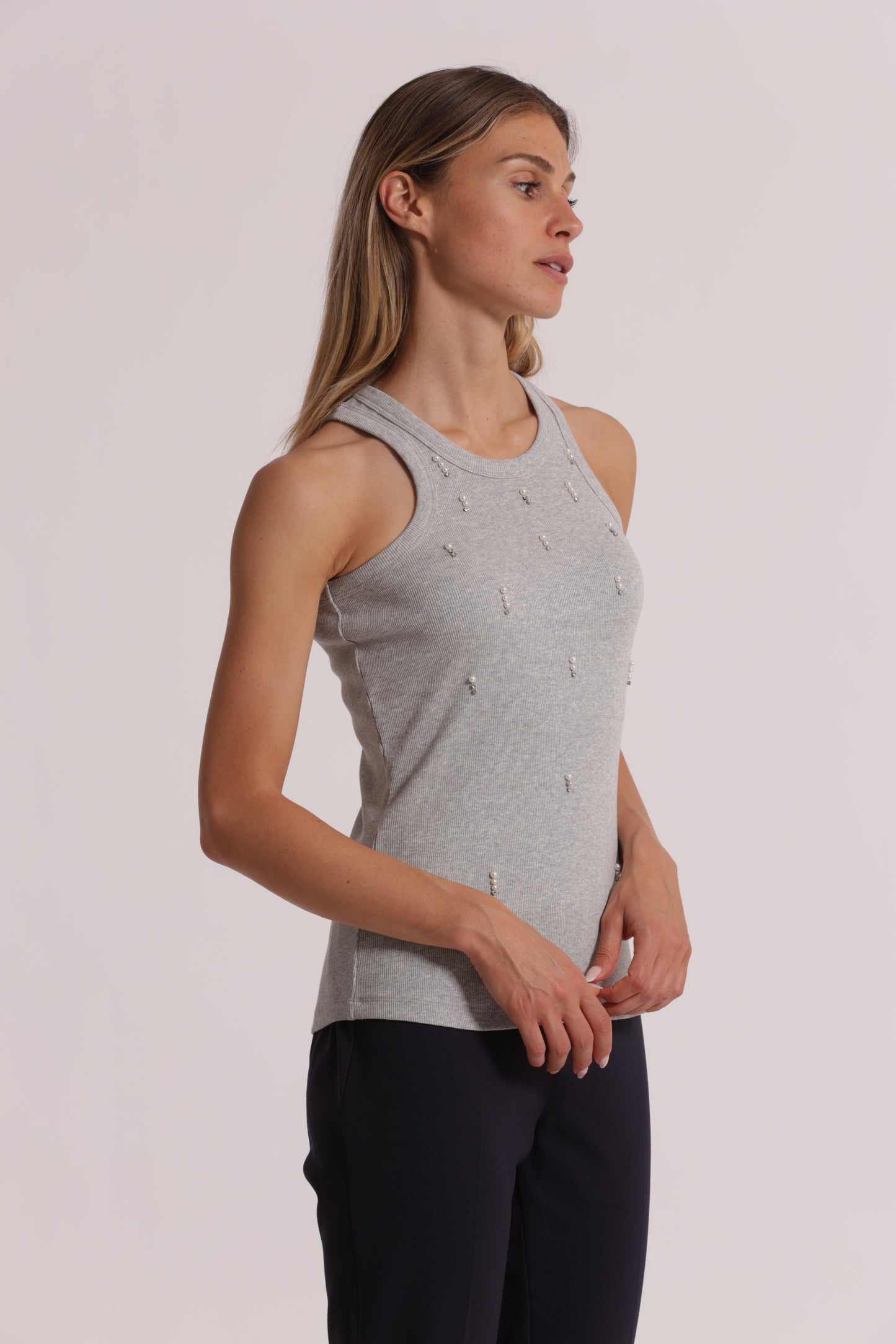 TOP CANOTTA A COSTE CON DETTAGLI IN STRASS