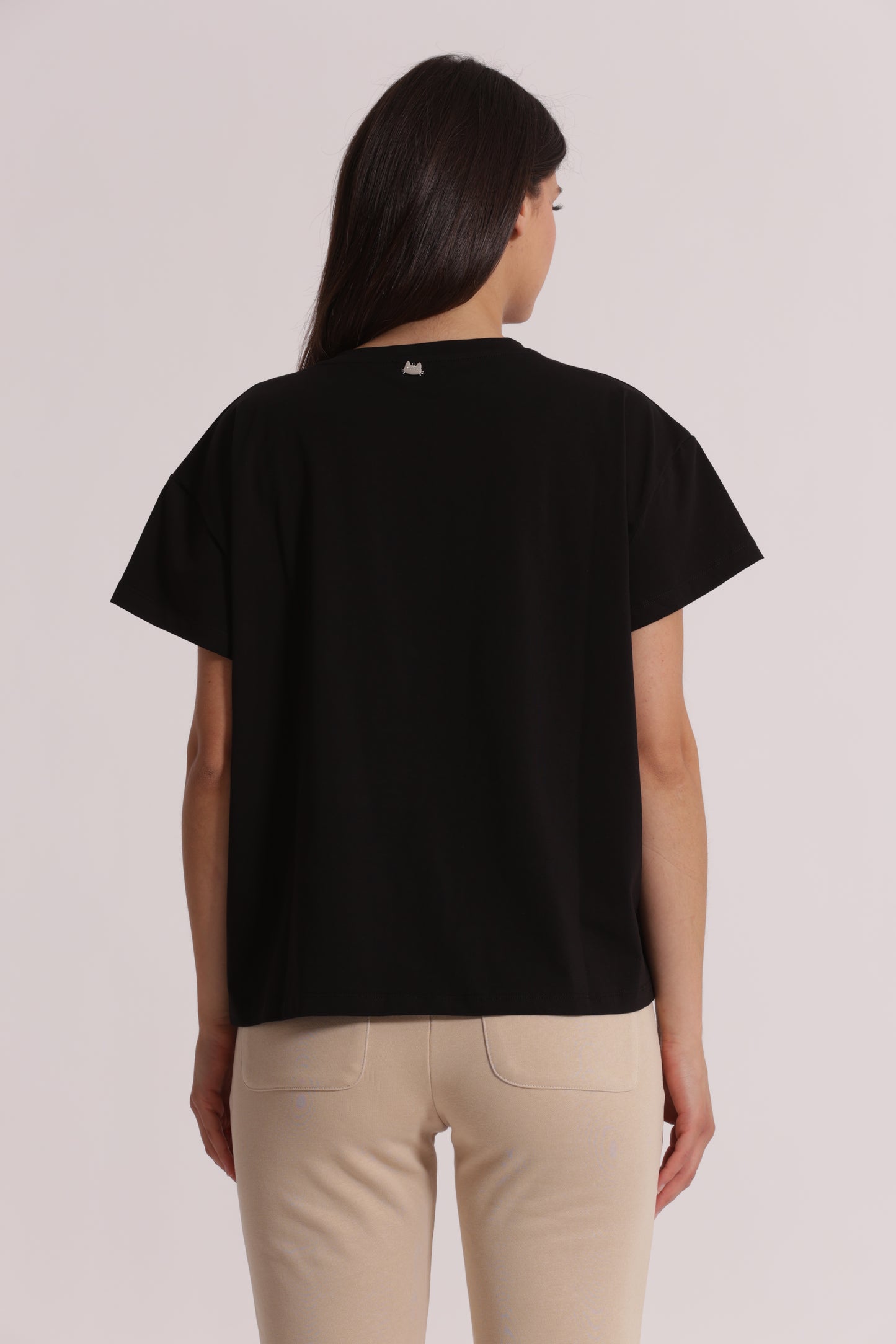 T-SHIRT "MODERN MUSE" CON PAILLETTES