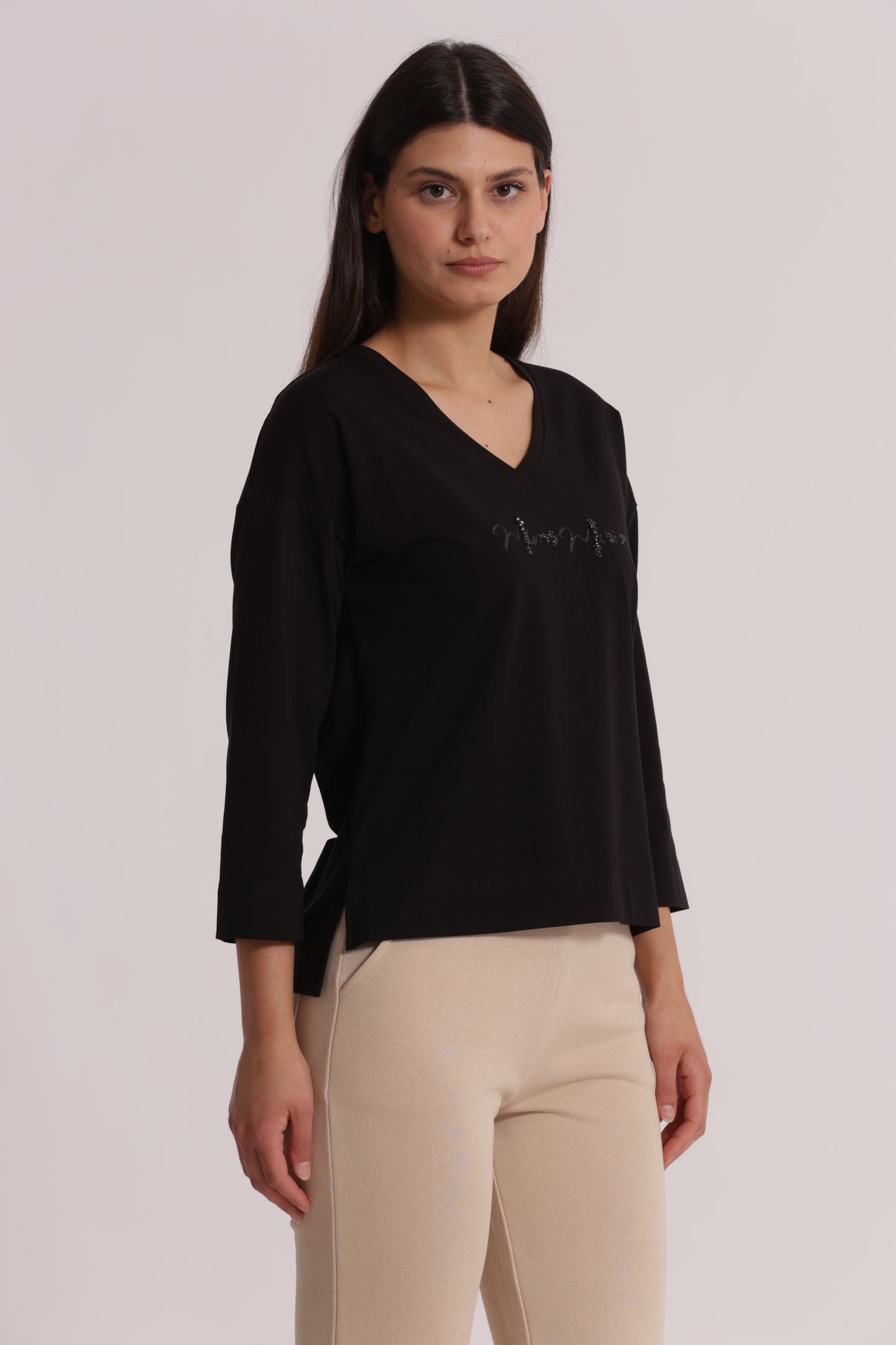 T-SHIRT "MIMI-MUA" SCOLLO A V E MANICHE LUNGHE