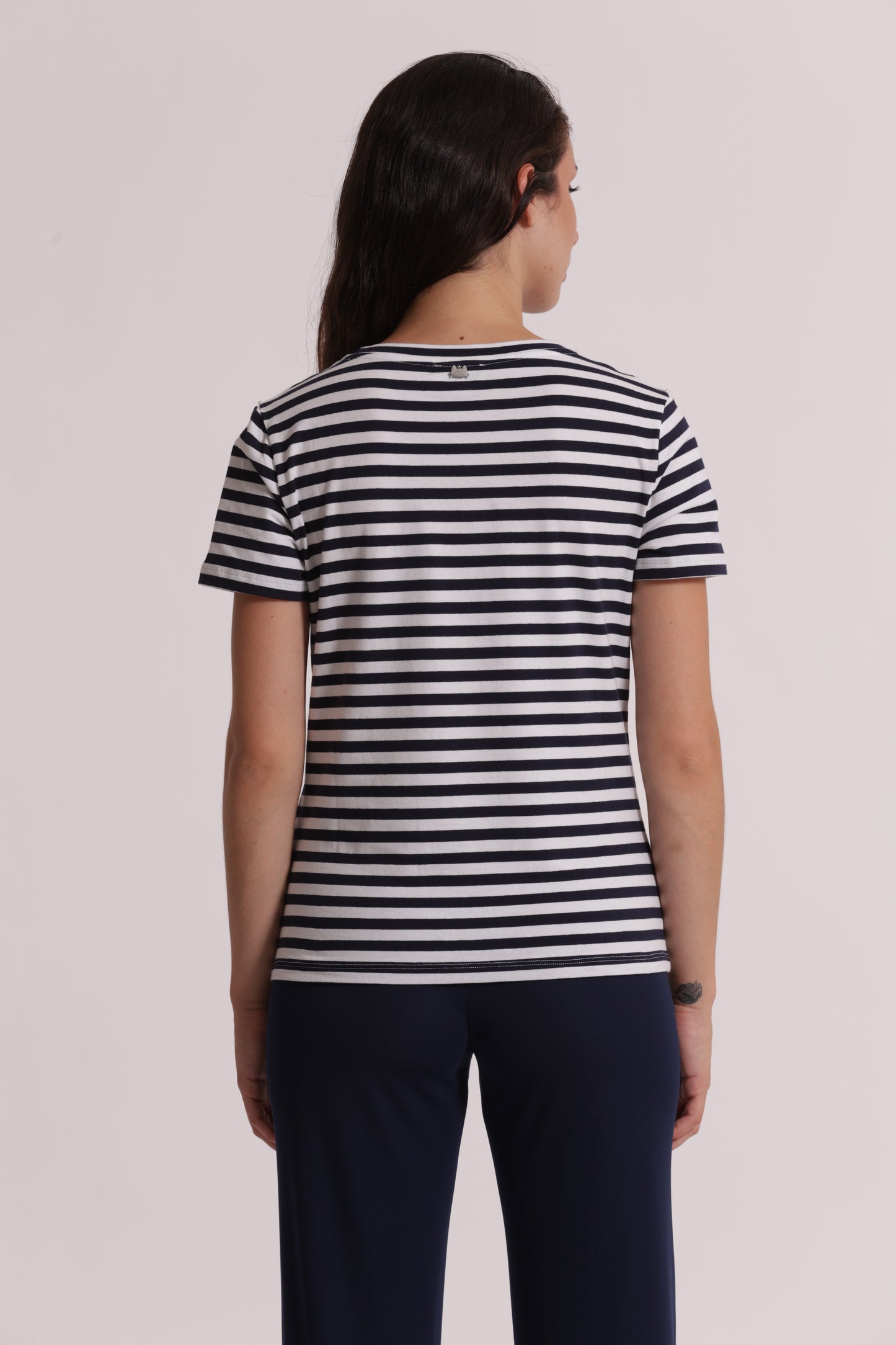 T-SHIRT A RIGHE CON BORCHIE