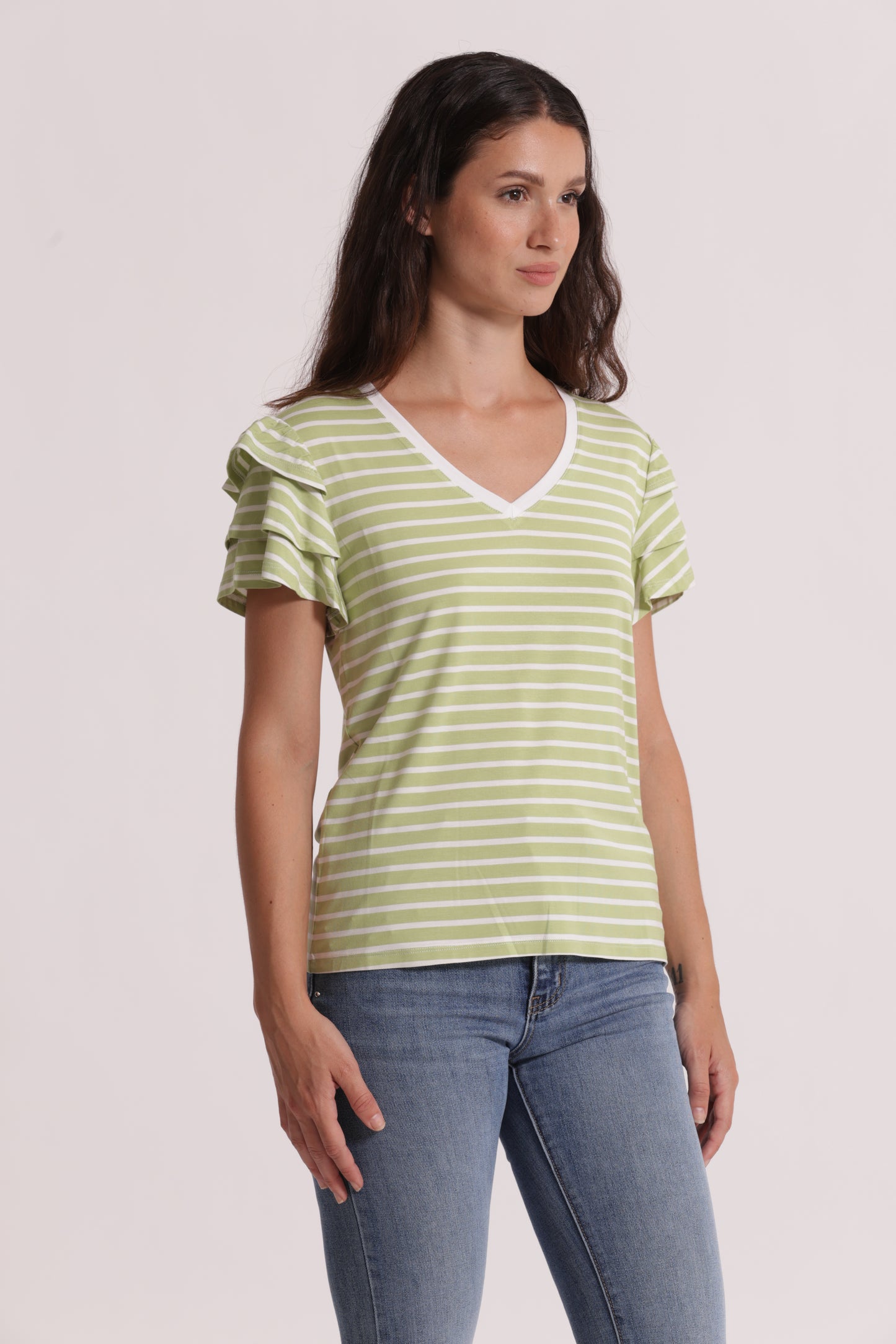 T-SHIRT A RIGHE CON MANICHE IN VOLANT