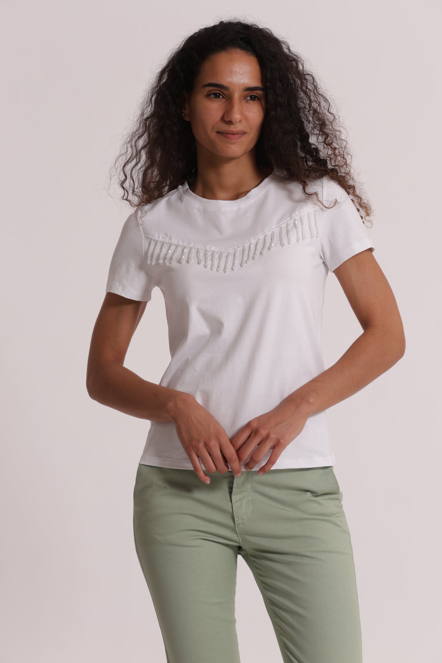 T-SHIRT CON FRANGE DI PERLINE