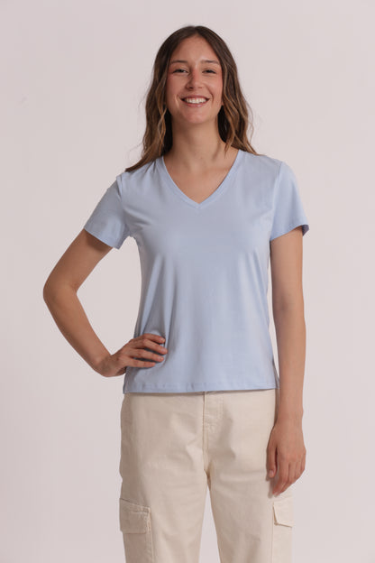 T-SHIRT BASIC CON RICAMO GATTO CON SCOLLO A V