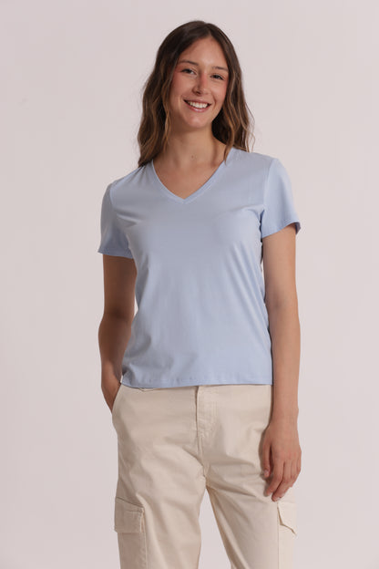 T-SHIRT BASIC CON RICAMO GATTO CON SCOLLO A V