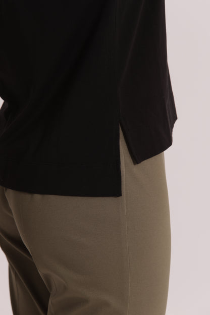 T-SHIRT BASIC CON RICAMO GATTO MANICHE LUNGHE