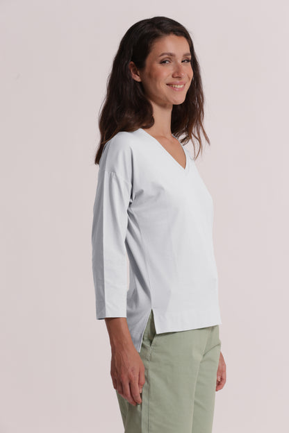 T-SHIRT BASIC CON RICAMO GATTO MANICHE LUNGHE