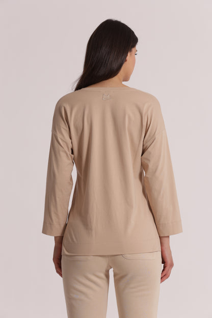 T-SHIRT BASIC CON RICAMO GATTO MANICHE LUNGHE