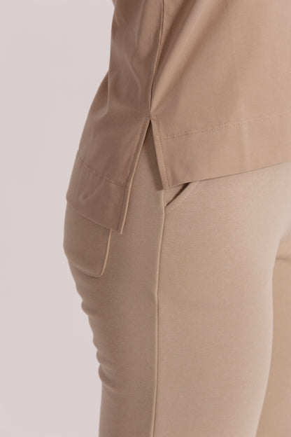 T-SHIRT BASIC CON RICAMO GATTO MANICHE LUNGHE