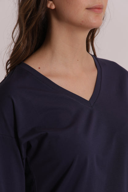 T-SHIRT BASIC CON RICAMO GATTO MANICHE LUNGHE