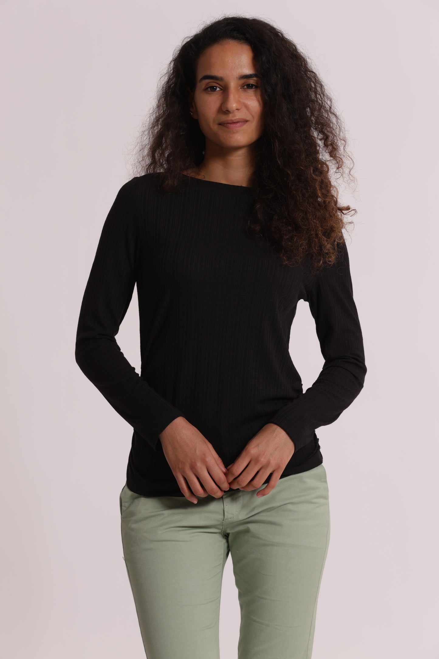 T-SHIRT CON ARRICCIO LATERALE MANICHE LUNGHE