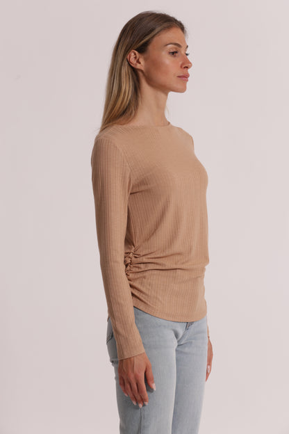 T-SHIRT CON ARRICCIO LATERALE MANICHE LUNGHE