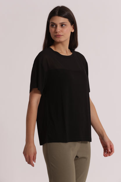 T-SHIRT SCOLLO TONDO CON DETTAGLI IN GEORGETTE