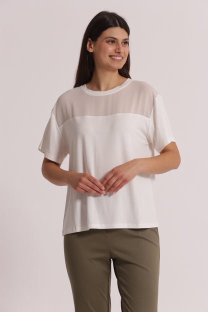 T-SHIRT SCOLLO TONDO CON DETTAGLI IN GEORGETTE