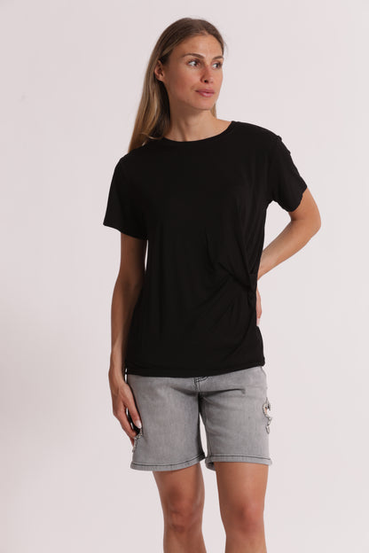 T-SHIRT MEZZE MANICHE CON ARRICCIO LATERALE