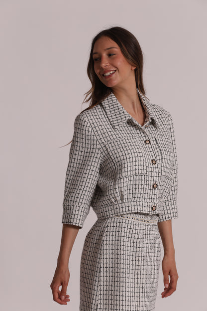 GIACCA CROP IN TWEED CON BOTTONI GIOIELLO