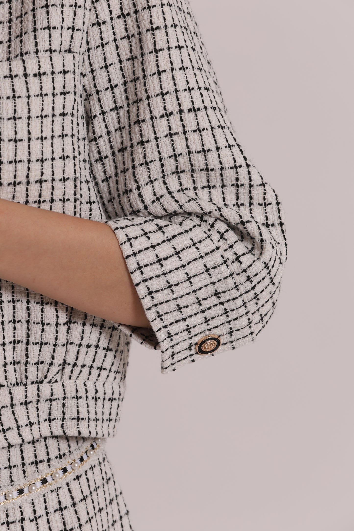 GIACCA CROP IN TWEED CON BOTTONI GIOIELLO