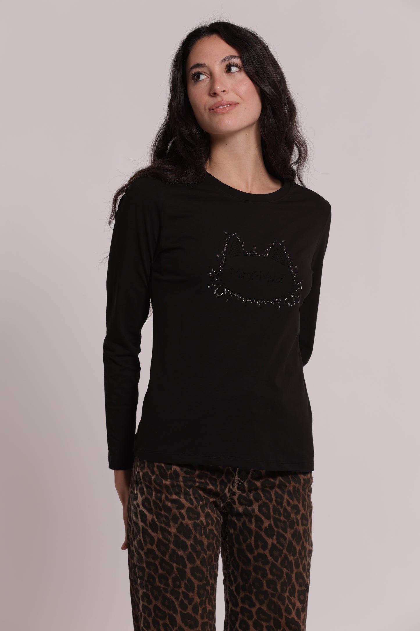 T-SHIRT A MANICHE LUNGHE CON GATTO STRASS