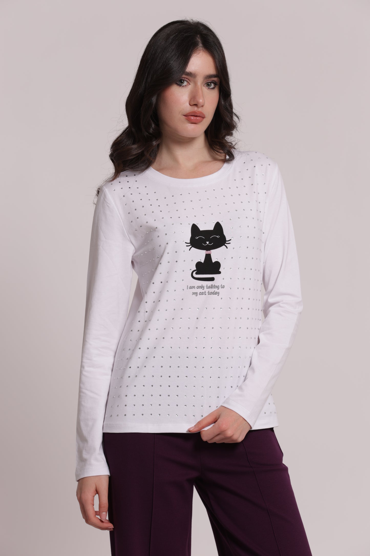 T-SHIRT MANICHE LUNGHE CON GATTO E STRASS FRONTALI