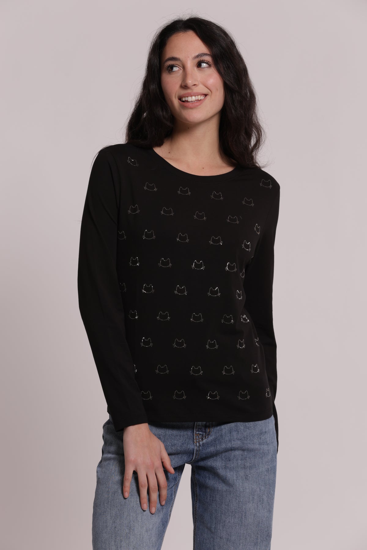 T-SHIRT MANICHE LUNGHE CON SCOLLO A V E GATTI STRASS