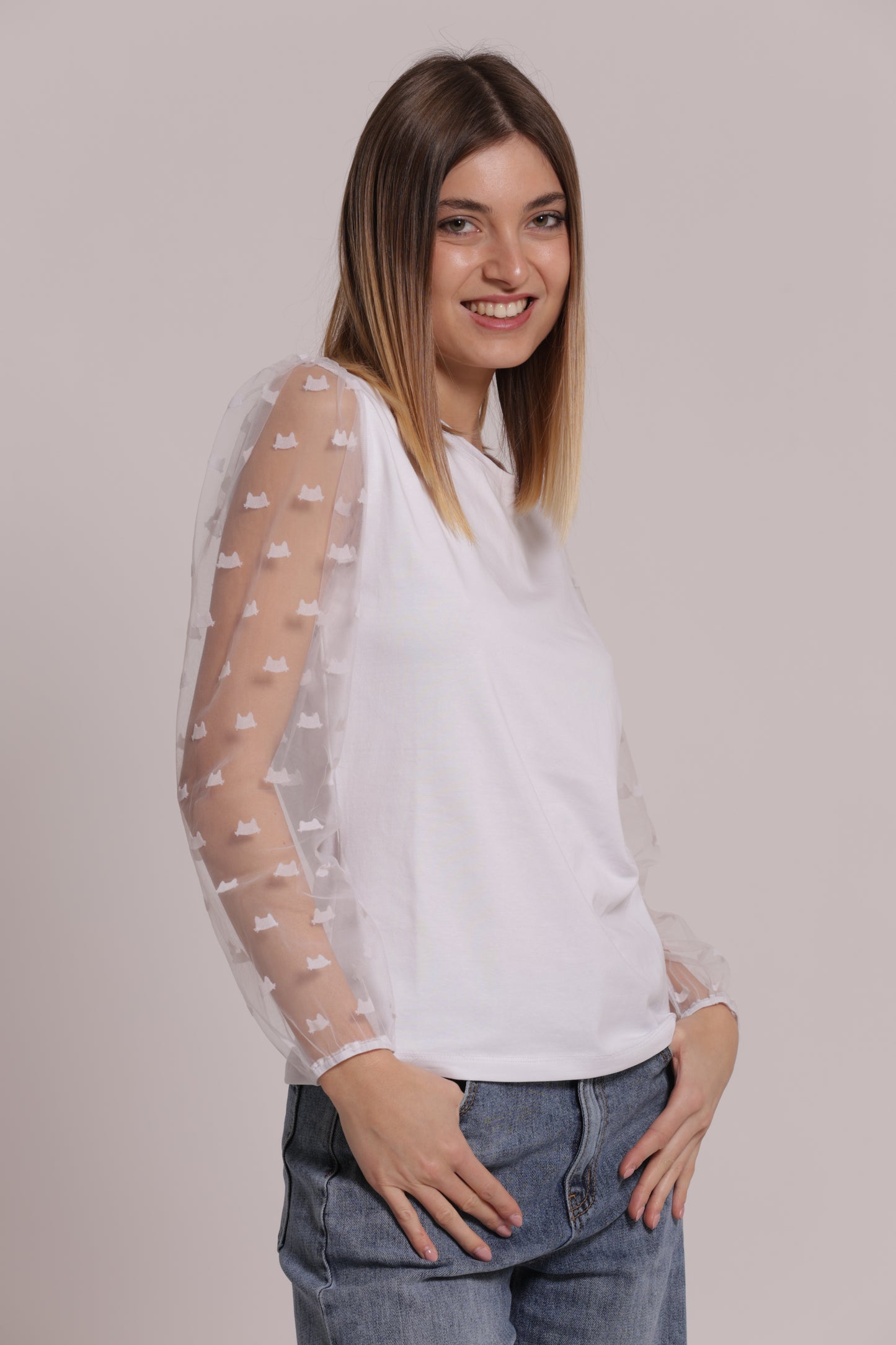 T-SHIRT MANICHE LUNGHE TRASPARENTI E ELESTICO SUL POLSINO