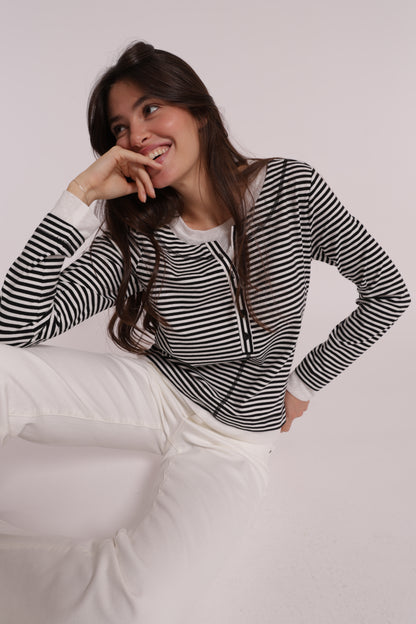 T-SHIRT DOPPIA MANICHE LUNGHE CON RIGHE E BOTTONI