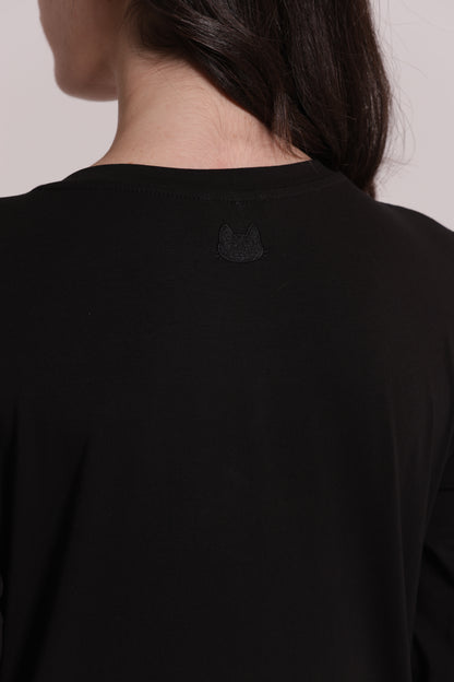 T-SHIRT MANICHE LUNGHE CON RICAMO DIETRO