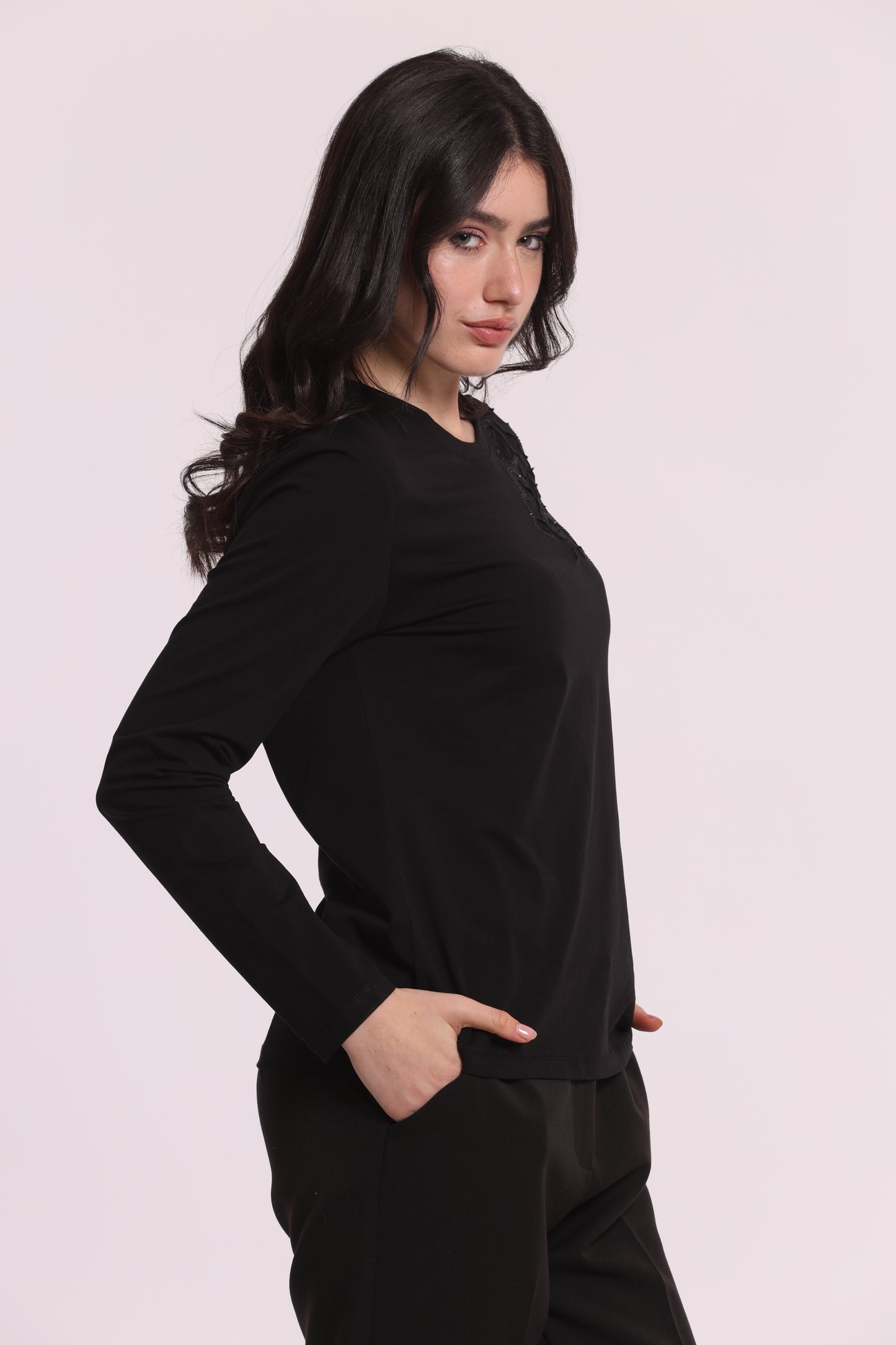 T-SHIRT MANICHE LUNGHE CON TRASPARENZE E STRASS