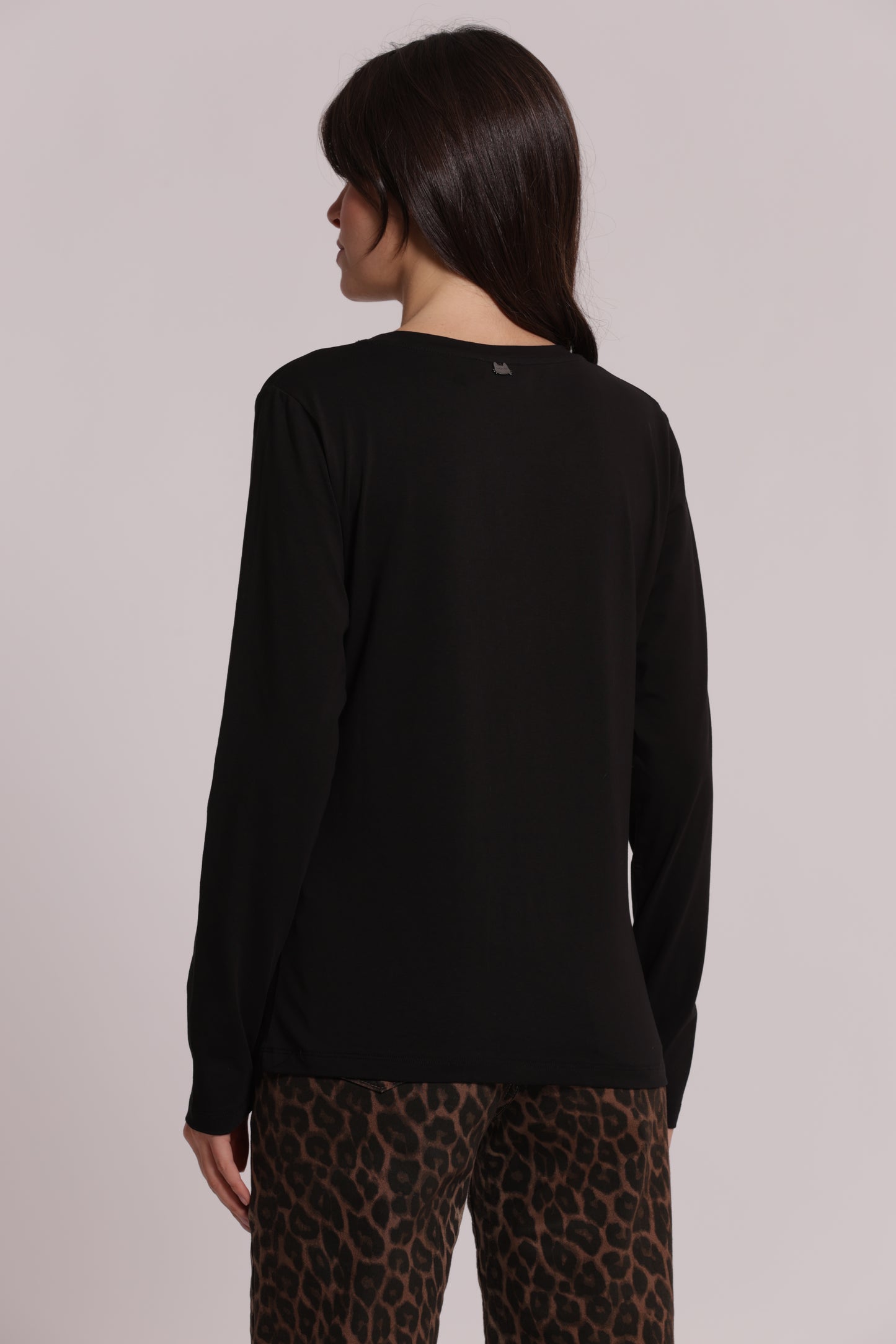 T-SHIRT MANICHE LUNGHE CON TRASPARENZA SU SPALLE