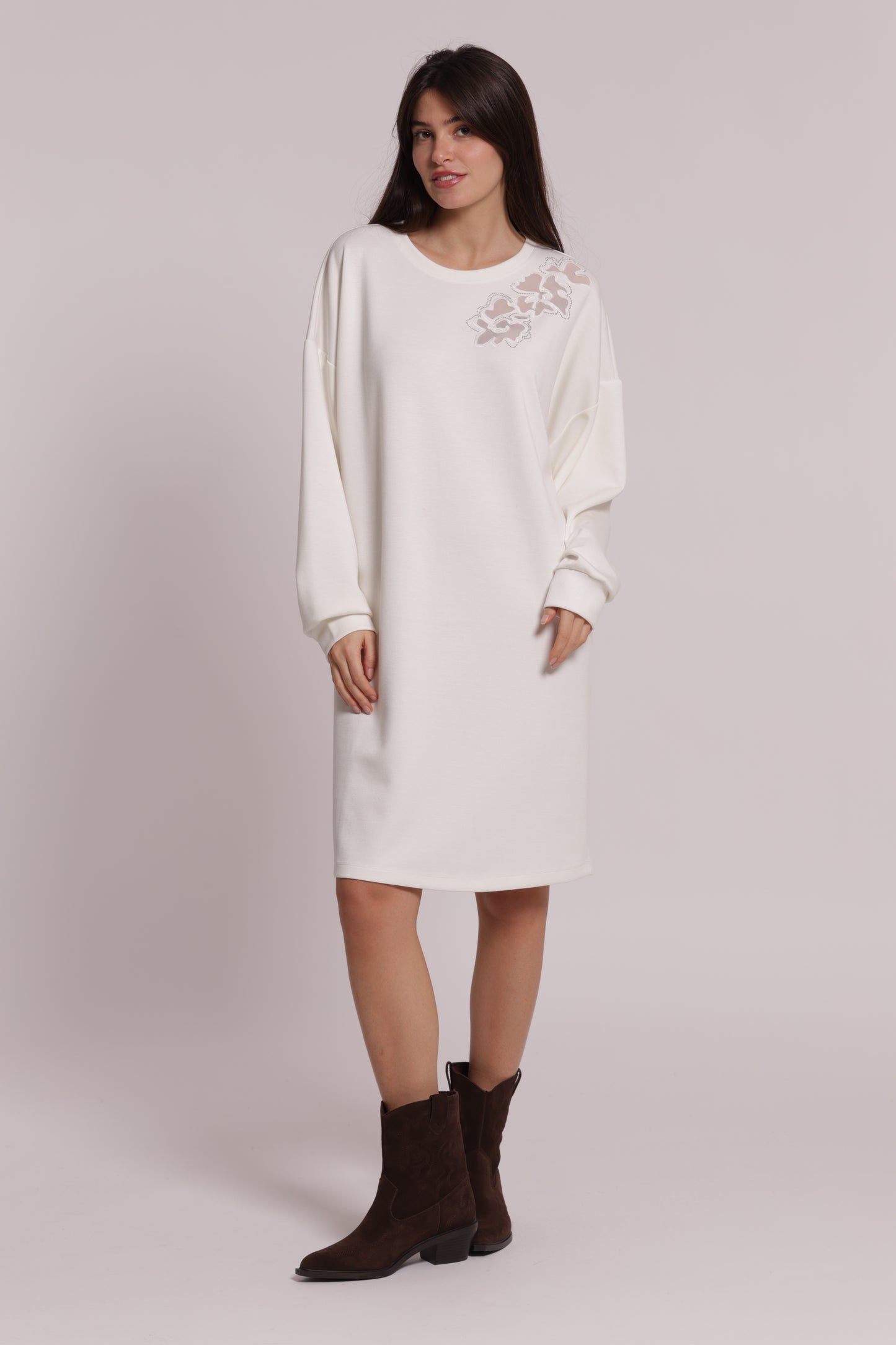 ABITO IN FELPA CON TRASPARENZE E STRASS