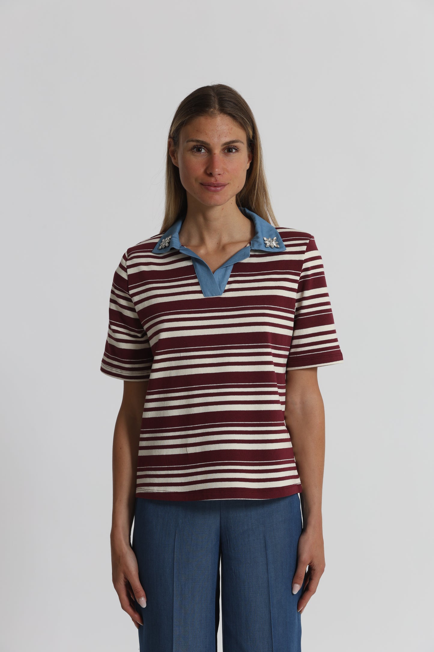T-SHIRT A RIGHE CON COLLETTO DENIM E INSERTI IN STRASS