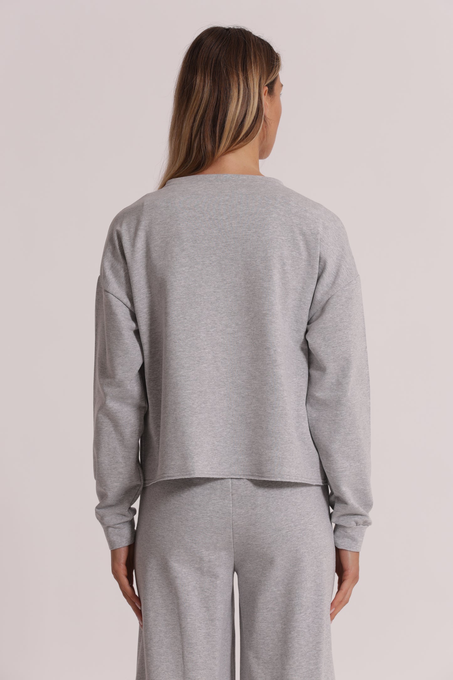 FELPA "BEVERLY HILLS" CON SCOLLO A V E DETTAGLI IN STRASS