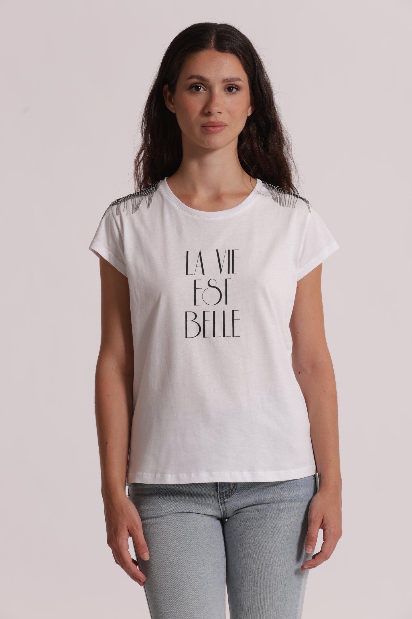 T-SHIRT "LA VIE EST BELLE" CON DETTAGLI FRANGE