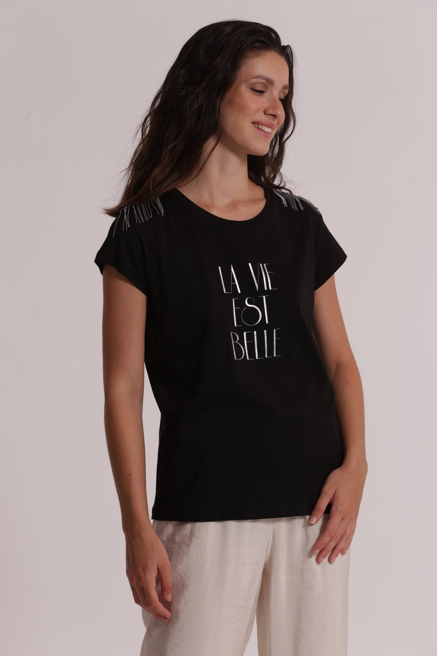 T-SHIRT "LA VIE EST BELLE" CON DETTAGLI FRANGE