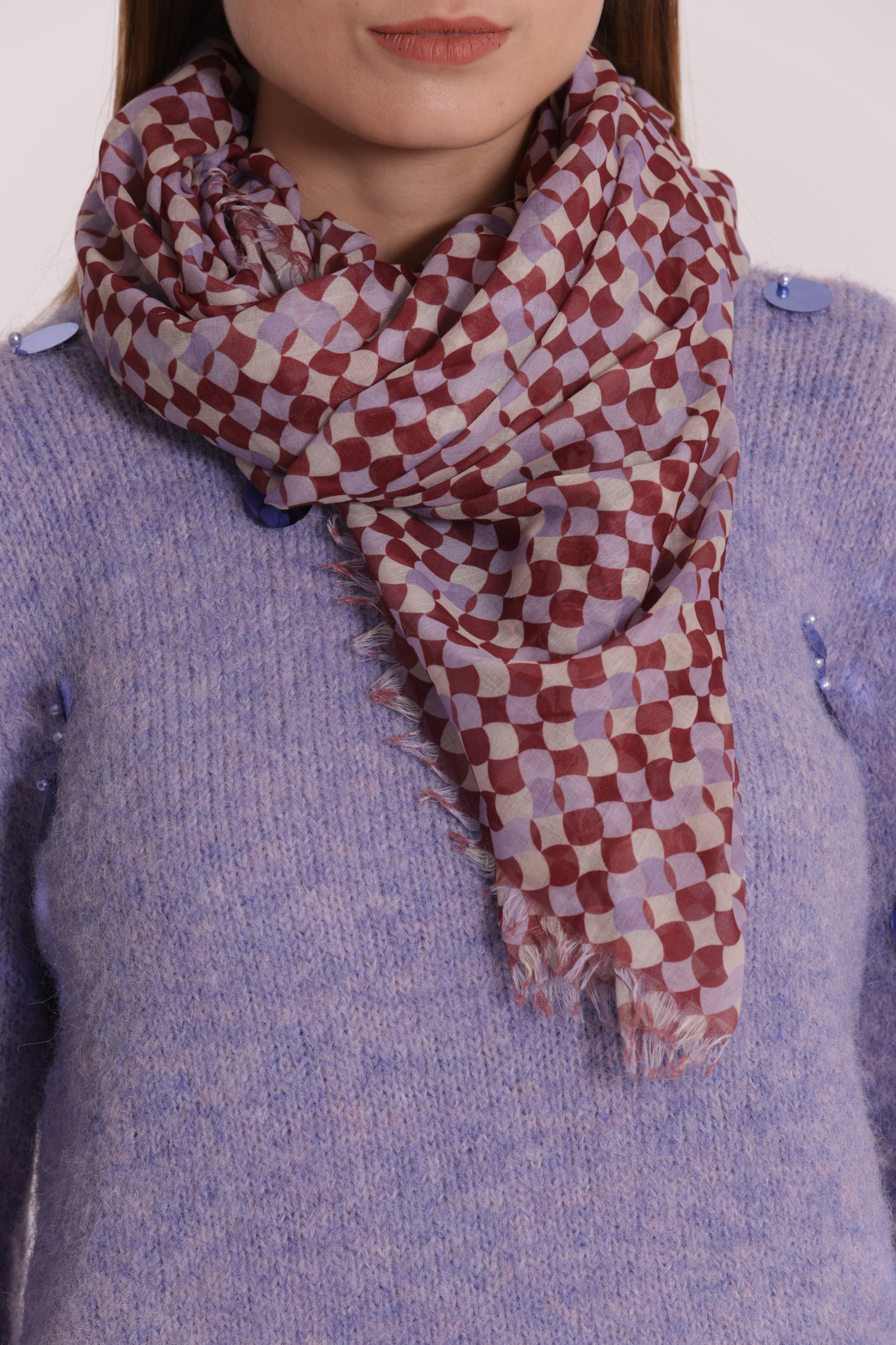 FOULARD POIS IN MOVIMENTO (135X135 cm)