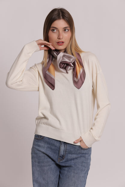 FOULARD CON TRIANGOLI  (90X90 cm)