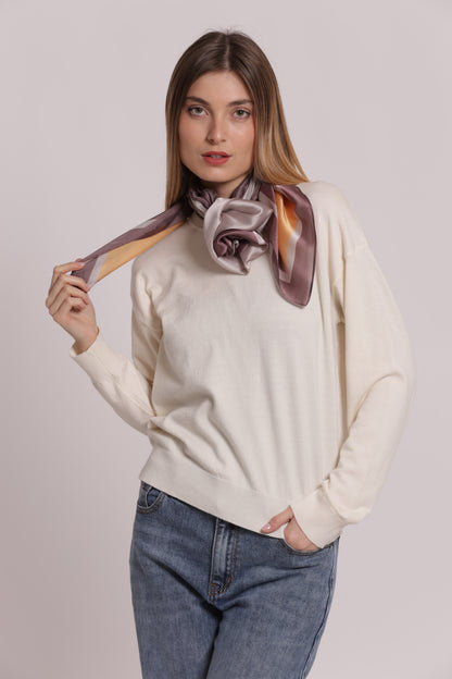 FOULARD CON TRIANGOLI  (90X90 cm)