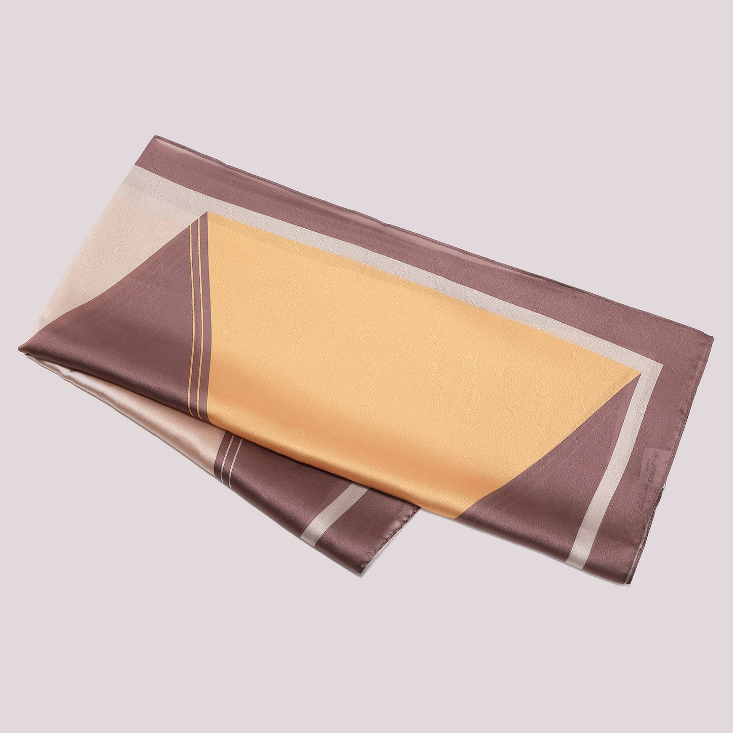 FOULARD CON TRIANGOLI  (90X90 cm)