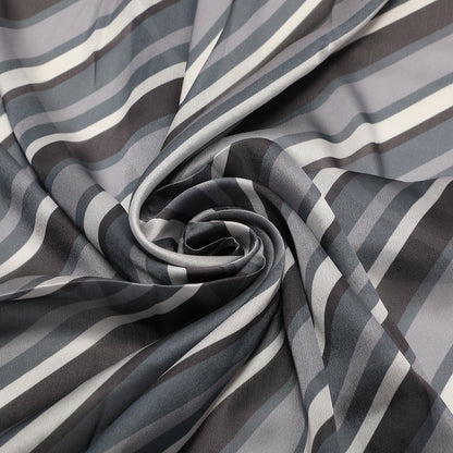 FOULARD CON RIGHE DIAGONALI (90X90 cm)