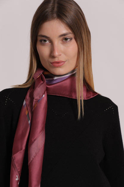 FOULARD CON RIGHE DIAGONALI (90X90 cm)